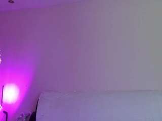 may-flowere camsoda stream image, 07.10.2025 10:30