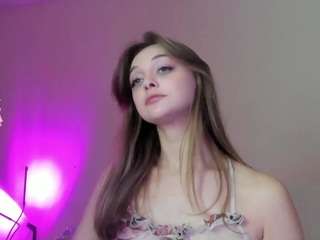 may-flowere camsoda stream image, 13.10.2025 11:10