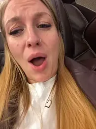 Sweet___Emily stripchat stream image, 17.10.2025 13:10