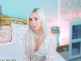 amoramias chaturbate stream image, 28.11.2025 23:00