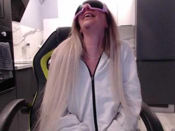 blondalina bongacams stream image, 01.01.2026 13:00