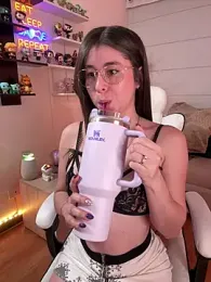 Sharon_07 stripchat stream image, 19.01.2026 23:30