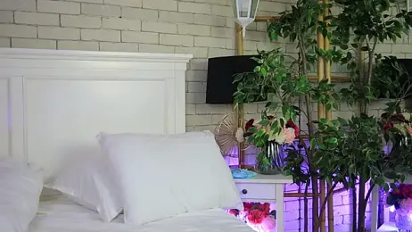 EmillyBronte stripchat stream image