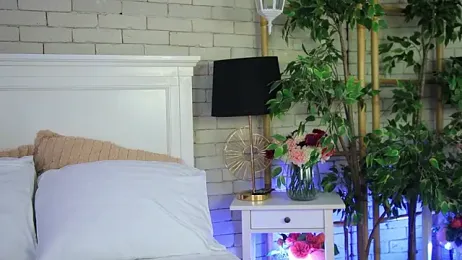 EmillyBronte stripchat stream image