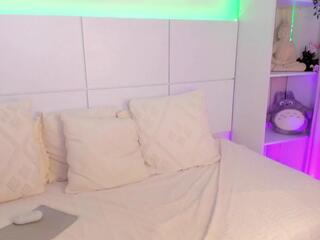 Nami Stone flirt4free stream image, 09.02.2026 15:00