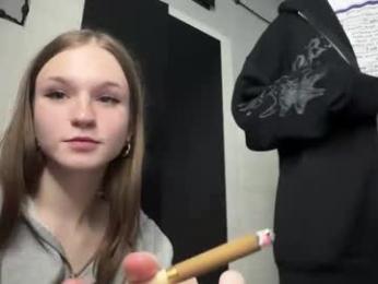 nloraaa chaturbate stream image