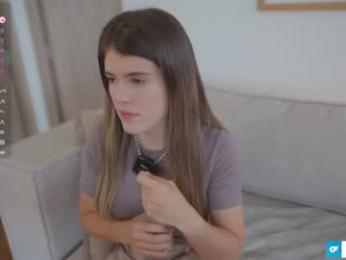 rebeccastonee chaturbate stream image, 09.02.2026 21:50