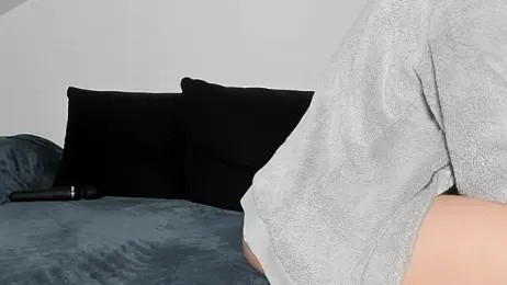 laurasommer stripchat stream image