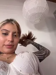 YunoRose_ stripchat stream image