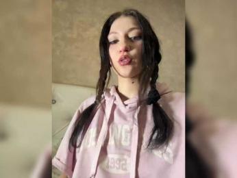 LuckyStar bongacams stream image