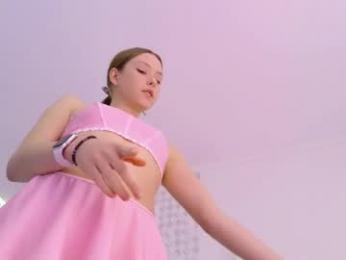 tinyangelxx chaturbate stream image, 15.04.2026 07:30