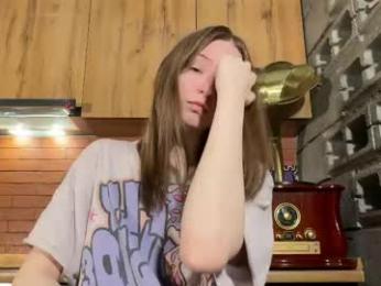 nloraaa chaturbate stream image