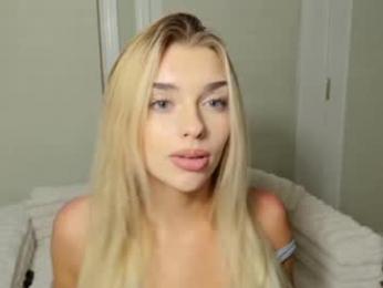 ellalowe chaturbate stream image, 19.04.2026 18:30