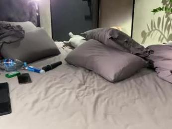 golden_alinee chaturbate stream image, 02.05.2026 15:50