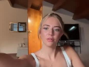 honeyyy95 chaturbate stream image, 07.07.2026 05:00