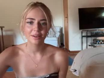 honeyyy95 chaturbate stream image, 07.07.2026 05:00