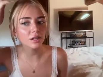 honeyyy95 chaturbate stream image, 07.07.2026 05:00
