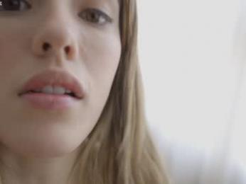 rebeccastonee chaturbate stream image, 13.03.2025 18:30