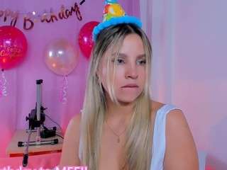 vaiolet-rose camsoda stream image