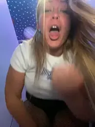 Sweet___Emily stripchat stream image, 21.03.2025 13:20