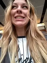 Sweet___Emily stripchat stream image, 02.04.2025 13:50