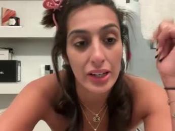 camiliakxoxo chaturbate stream image, 14.04.2025 13:20