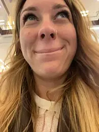 Sweet___Emily stripchat stream image, 15.04.2025 13:50