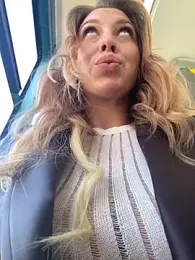 Sweet___Emily stripchat stream image, 15.04.2025 13:50