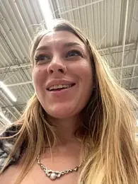 Sweet___Emily stripchat stream image, 18.04.2025 13:10