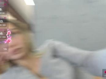sassyt33n chaturbate stream image, 21.04.2025 05:40