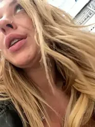 Sweet___Emily stripchat stream image, 23.04.2025 13:20