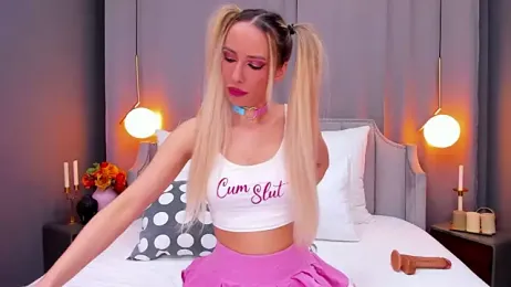 EmillyBronte stripchat stream image