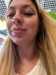 Sweet___Emily stripchat stream image, 27.04.2025 13:50