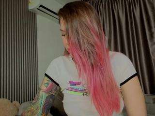 hannabyron camsoda stream image